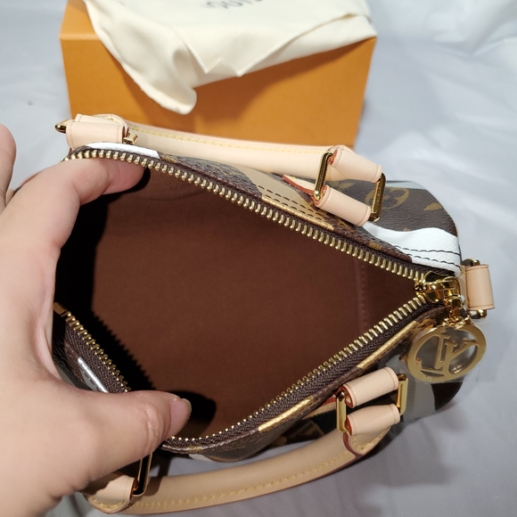 SOLD Louis Vuitton League of Legends Speedy b - Picture 12 of 13